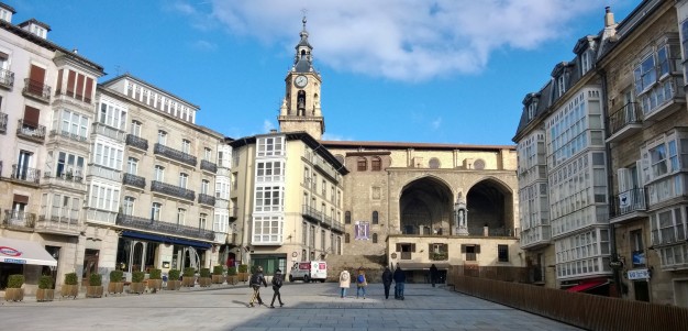 Plaza de la Virgen Blanca en Vitoria